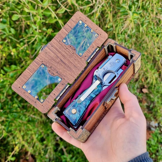Rifle Folding Knife "Trigger Happy"